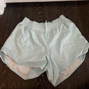 lulu lemon hotty hot 4inch shorts